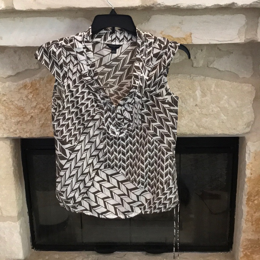NWOT. Banana Republic top